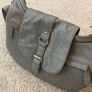 Kelly Moore camera purse